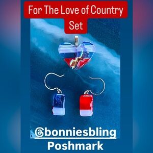 OFFER Bonnie’s Bling One Of A Kind Fused Glass Jewelry and Accessories to wear.